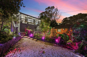 The Smart Retreat-Voice control smart house spa cinema, Katoomba